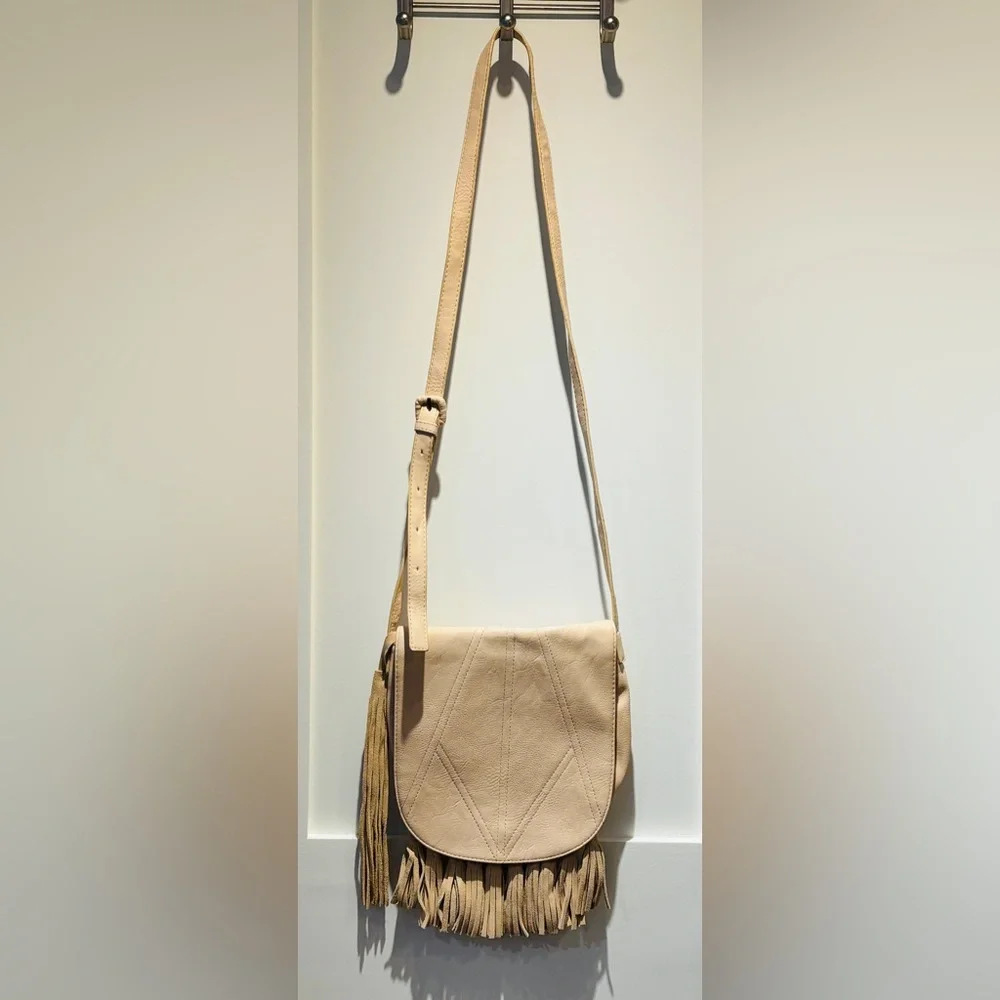 Elegant Mossimo Fringe Shoulder Bag